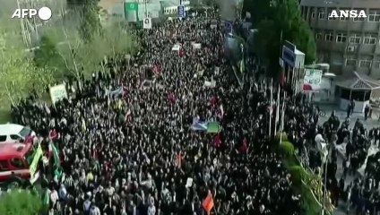 Tải video: Iran, corteo a Teheran per i 45 anni della Rivoluzione islamica