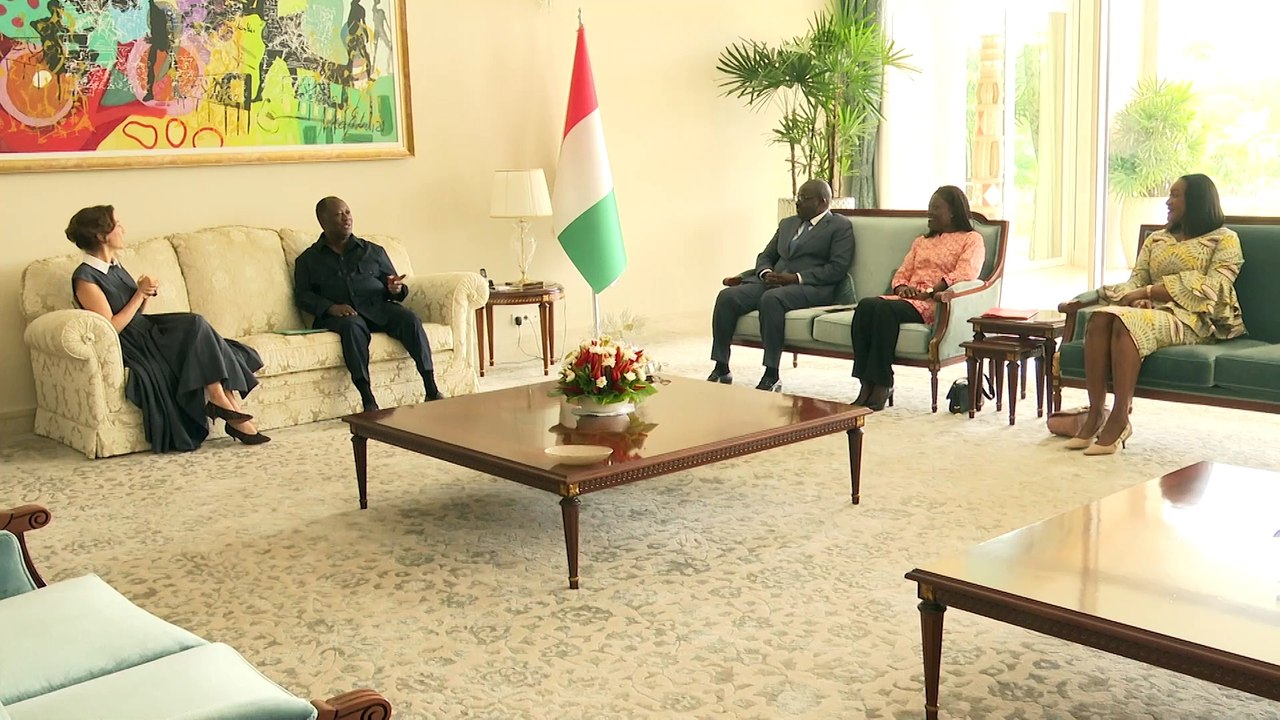 Présente à Abidjan pour la finale de la CAN 2023, Audrey Azoulay échange avec le Chef de l’Etat sur les chantiers de coopération entre la Côte d’Ivoire et l’UNESCO
