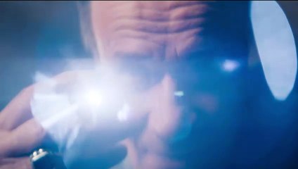Skin Deep Bande-annonce (DE)