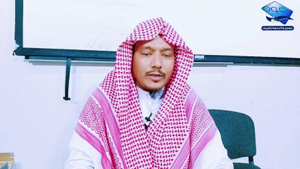 পুরুষদের জন্য রেশমি পোশাক পরিধান এবং স্বর্ণ ব্যবহার করা