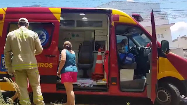 Mais uma pessoa fica ferida ao cair do telhado, desta vez no XIV de Novembro