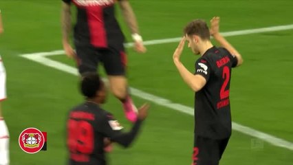 21e j. - Leverkusen frappe un très grand coup