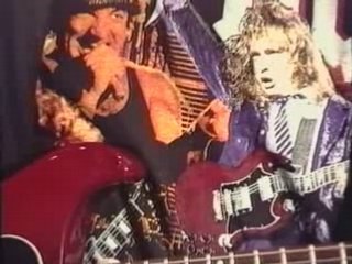 Les styles et le jeu d'Angus Young volume 2