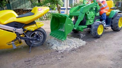 Arthur play with Daddy  Sportbike stuck in Mud and Arthur rushes to the rescue