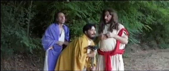 Скачать видео: Non ci resta che ridere - il Miracolo - Massimo Ceccherini e Stefano Martinelli