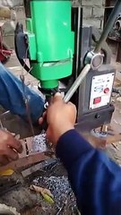 tak perlu tekan kuat kalau pakai bor magnet