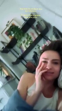 Trop Mims les réveils de mon mec à distance. Et merci Alexa je pensais qu'on était potes. a-t-elle écrit en légende, un peu sarcastique.Aurélie Pons, Instagram