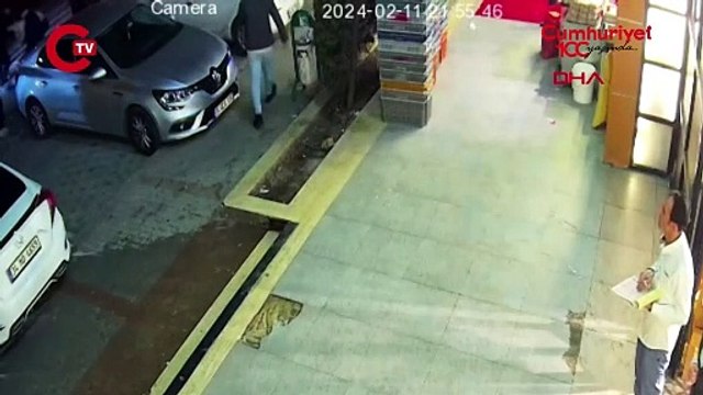 Avcılar'da 'yan baktın' tartışmasında silahlar kullanıldı