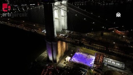 Brooklyn Köprüsü'ne ekonomik aydınlatma