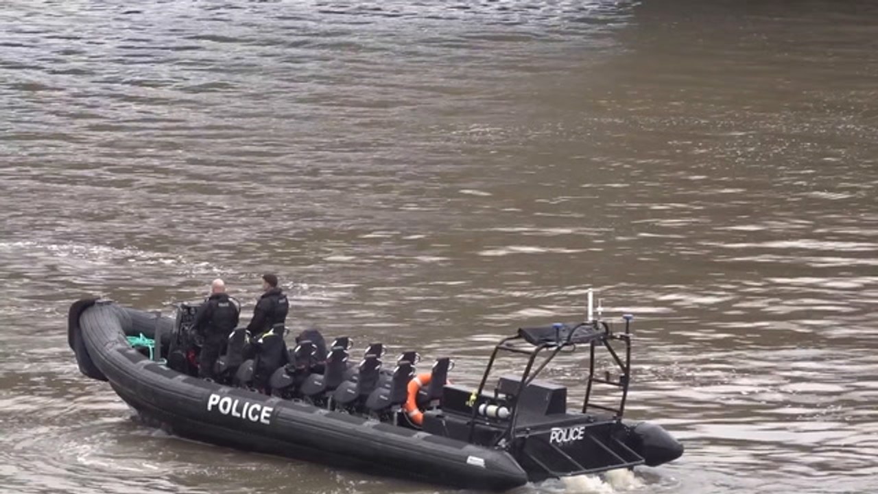 Claphan Thames Search