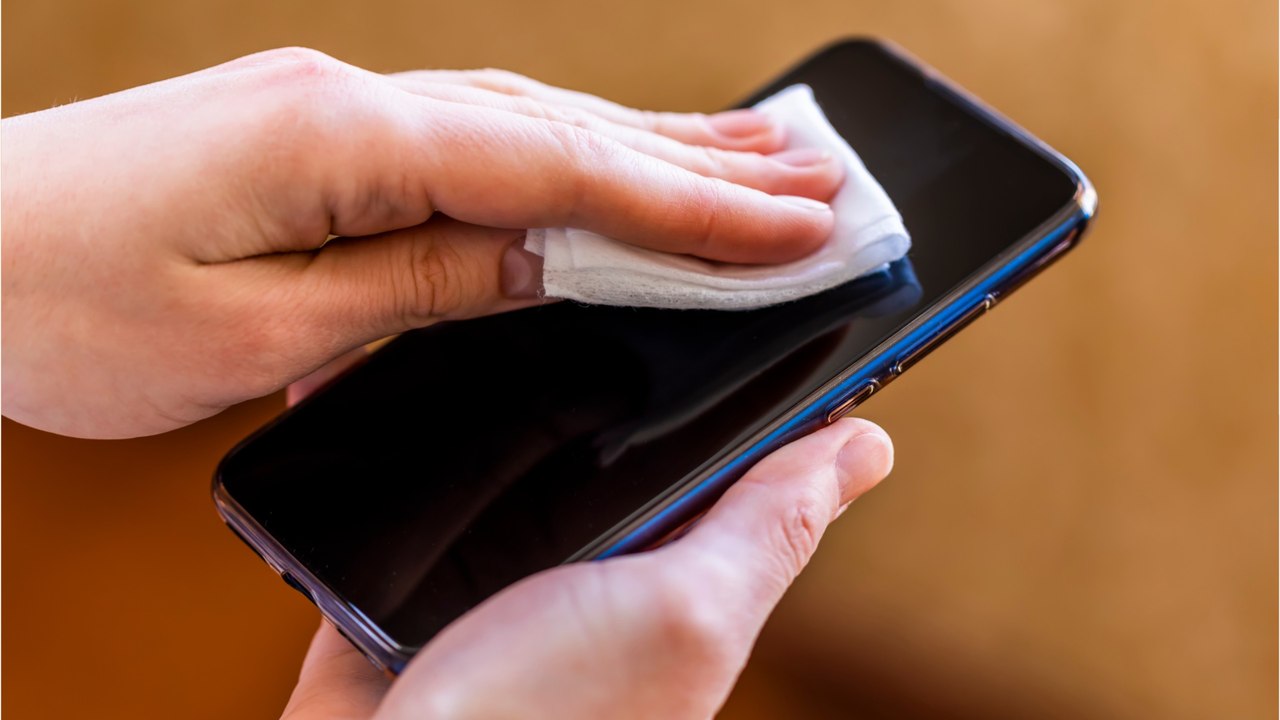 Handy reinigen: Diese Putzmittel sind tabu