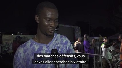 Les fans déçus par le match “défensif” de leur équipe