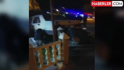 Burdur'da Otomobil Apartman Bahçesine Girdi