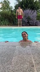 on espère que cette vidéo vous donnera le sourire mdr