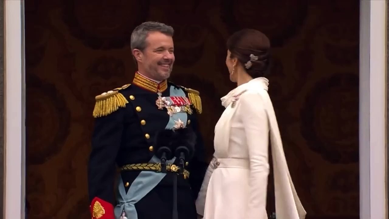 Et kys mellem Danmarks nye konge og dronning | Frederik & Mary - 14 ...