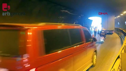 TIR tünel duvarına çarptı... Sürücü yaralandı