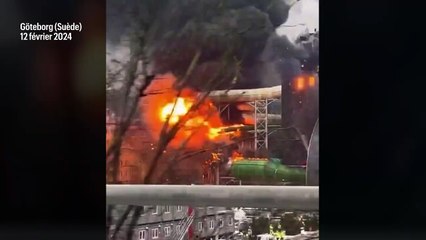 L'explosion impressionnante d'une attraction aquatique en Suède