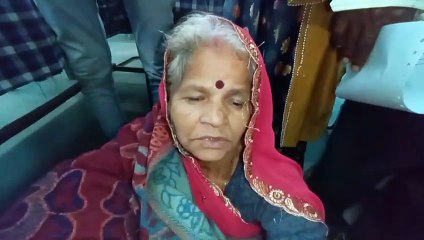 मौसम की मार, बढ़े बीमार, कतार में इंतजार