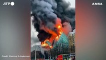 Goteborg, incendio devasta il parco divertimenti piu' grande della Svezia