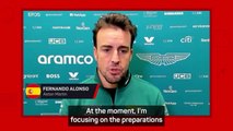 Alonso addresses possibility of replacing Hamilton at Mercedes