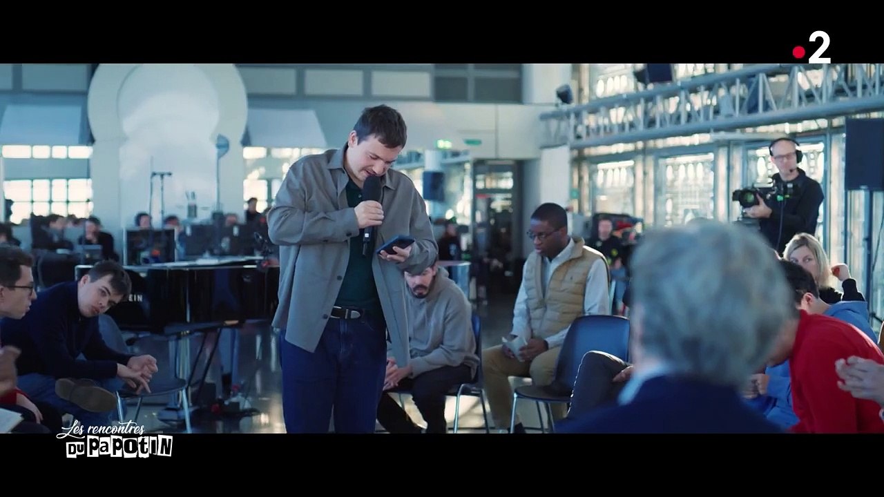 François Cluzet justifie ses colères et critique la télévision dans "Les recontres du Papotin"