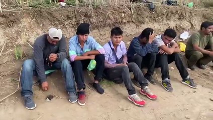 ⚡️Les soldats de l'État du Texas ont arrêté samedi 15 immigrants illégaux pour intrusion criminelle à Eagle Pass