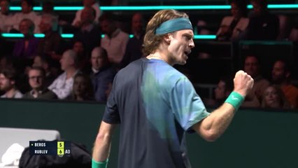 Rotterdam - Rublev reprend par une victoire