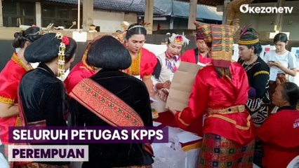 Keunikan Salah Satu TPS di Gianyar Bali, Seluruh Petugas KPPS Perempuan dan Kenakan Pakaian Adat