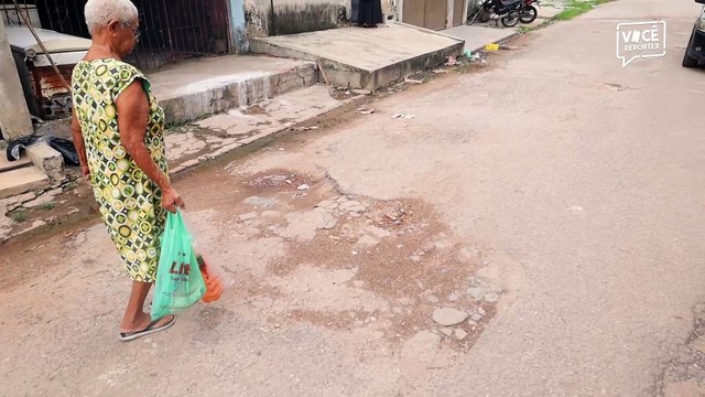 Diarista Débora Machado denuncia condições precárias da passagem Umariz, na Cremação