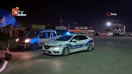 Yolu şaşıran sürücü 5 metrelik istinat duvarından aşağı düştü