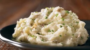 We Now Know Which Steakhouse Chains Have The Best Mashed Potatoes