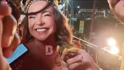 Daniela Mercury nega que vai estrelar musical em homenagem à década de 90