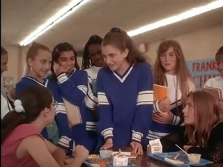 Bienvenue dans l'âge ingrat Bande-annonce (EN)