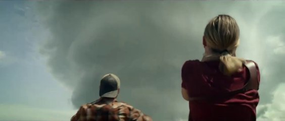 Twisters | Exciting Sequel to 1996 Storm Chase 🌪️