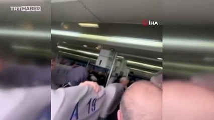 Deniz otobüsü dalgalar arasında kaldı