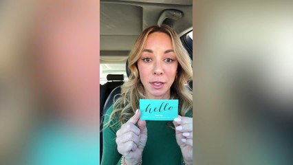 Woman creates business cards for mum with Alzheimer's