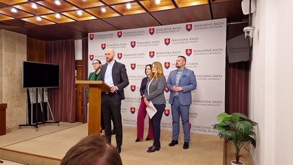 PS_ Problém so stavebným konaním vláda využije na to, aby obrala občanov o práva