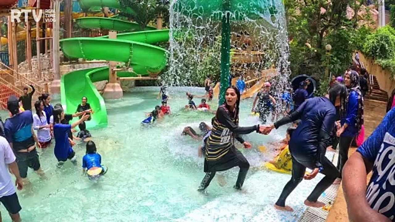THE LAGOON Water Slides at Water Kingdom (Mumbai) Aqua Water Park