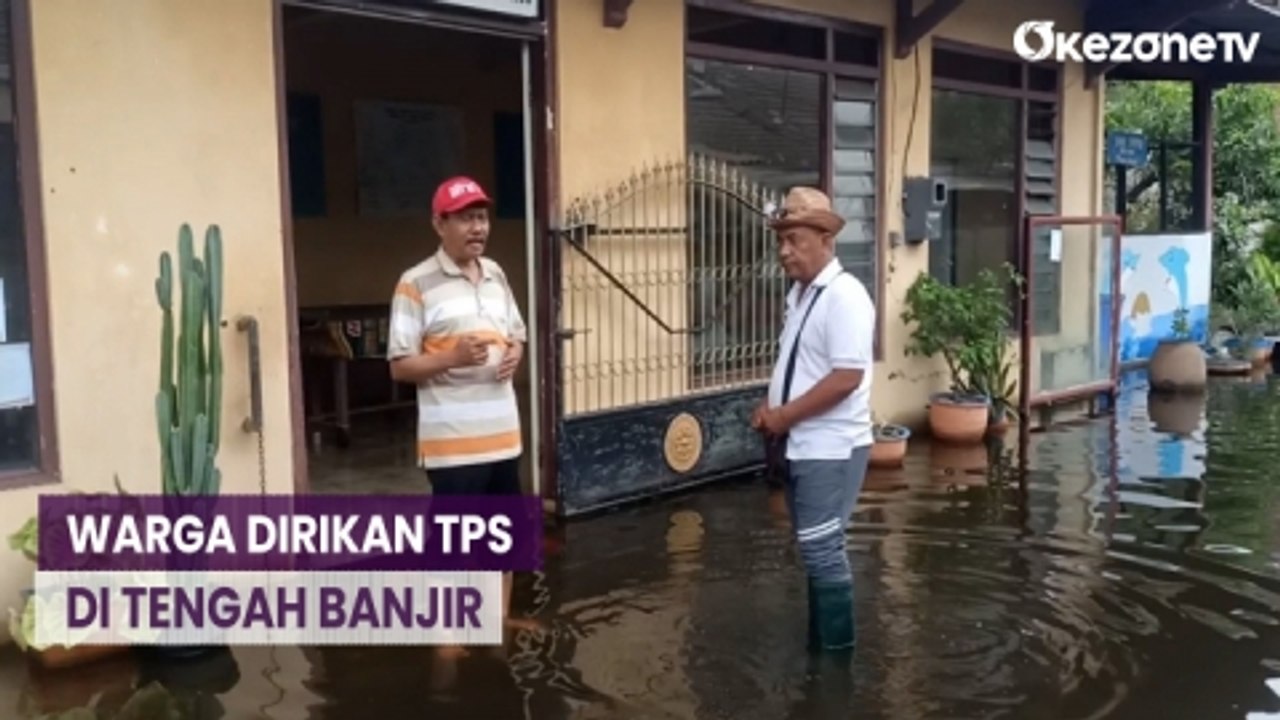 Antusias Ikuti Pemilu, Warga Perumahan di Sidoarjo Dirikan TPS di Tengah Banjir