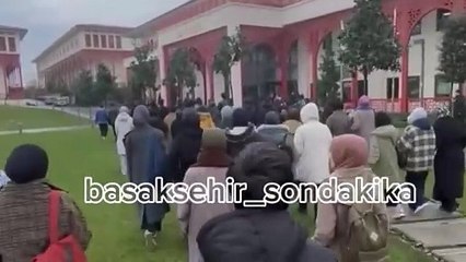 Okul yolunda hayatını kaybeden arkadaşları için eylem yaptılar!