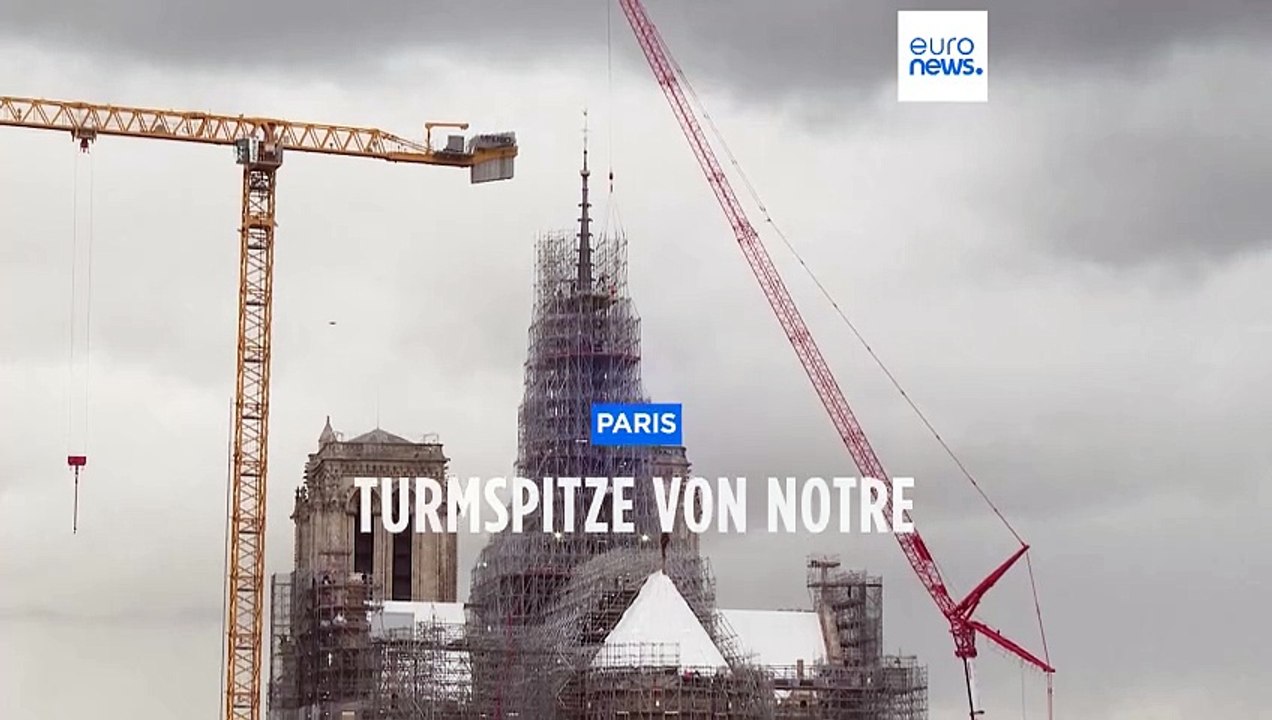 'Feuer der Auferstehung': Notre-Dame-Turmspitze ist wieder zu sehen