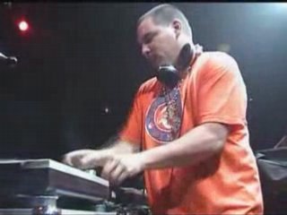 Scratch all the way live