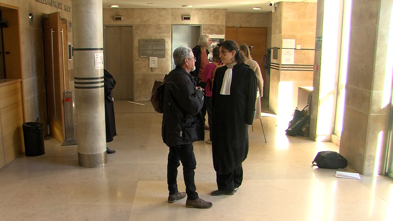 JT,pollution à Fos : le combat des riverains face aux industriels