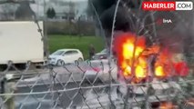 Çatalca'da TEM'de seyir halindeki araç alev alev yandı