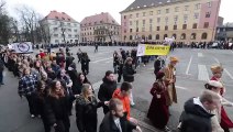 Dziennik Zachodni / Polonez maturzystów w Zabrzu / reporter Arkadiusz Gola