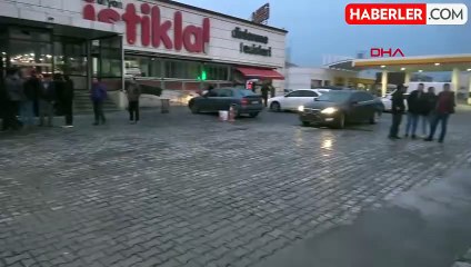 İzmir'de restoranın asma tavanı çöktü, 11 kişi yaralandı