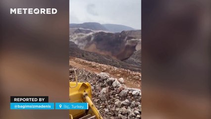 Terrible massive landslide in Iliç district, Turkey