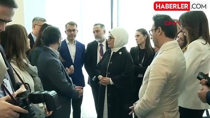 Emine Erdoğan gazetecilerle ayaküstü sohbet etti