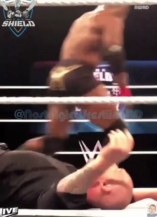 Roman Reigns, Seth Rollins and Dean Ambrose reunite Last Time as The Shield - WWE Live Event.