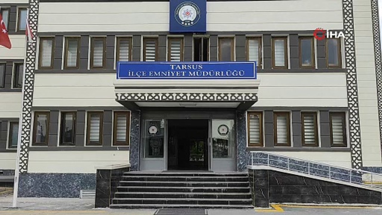 Telefon tamircisi hırsız çıktı: 19 cep telefonu ele geçirildi